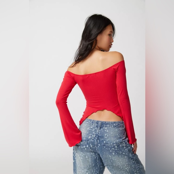 UO Cadence Cinched Flyaway Top - Picture 4 of 8